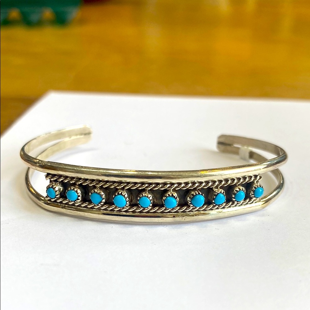 Authentic Zuni Sterling Silver Turquoise Needlepoint Cuff | Native American